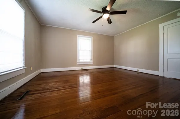 $1,350 | 908 South Juniper Street, Kannapolis, NC 28081