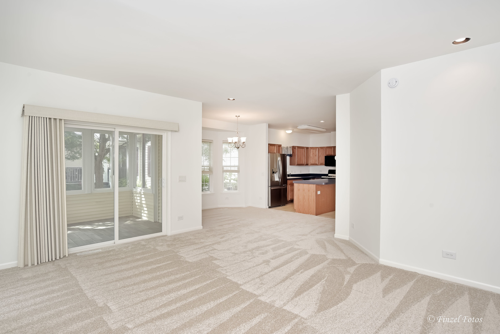 247 Rodeo Drive Grayslake, IL 60030 - Photo 5 of 16 Gallery Image 5