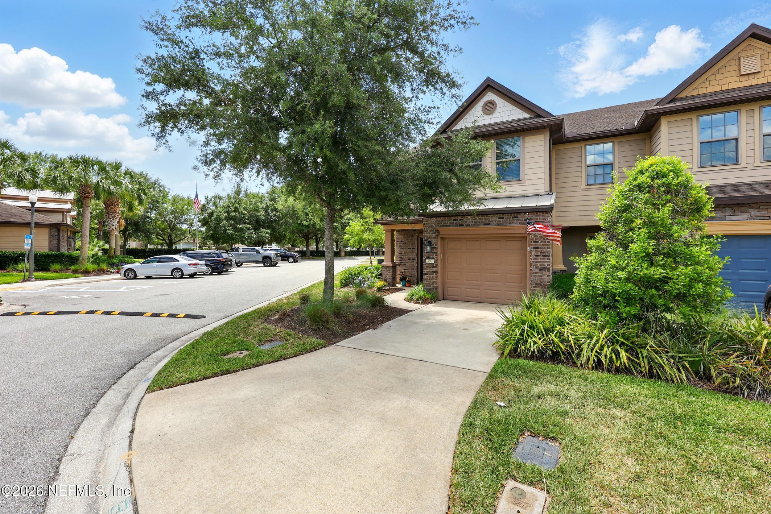 13964 Berryview Road Jacksonville, FL 32258 - Photo 33 of 39 Driveway