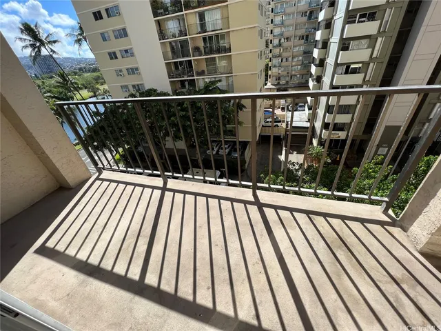 $1,925 | 2345 Ala Wai Boulevard, Unit 809, Honolulu, HI 96815
