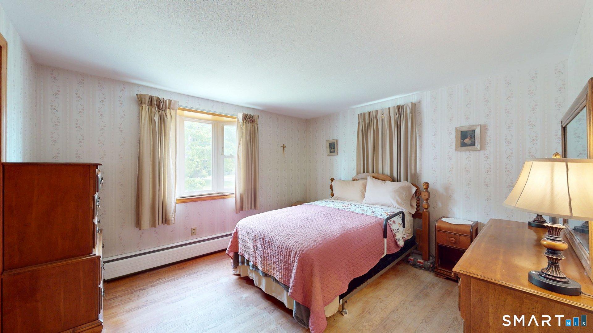 5 Pershing Road Windsor Locks, CT 06096 - Photo 13 of 40