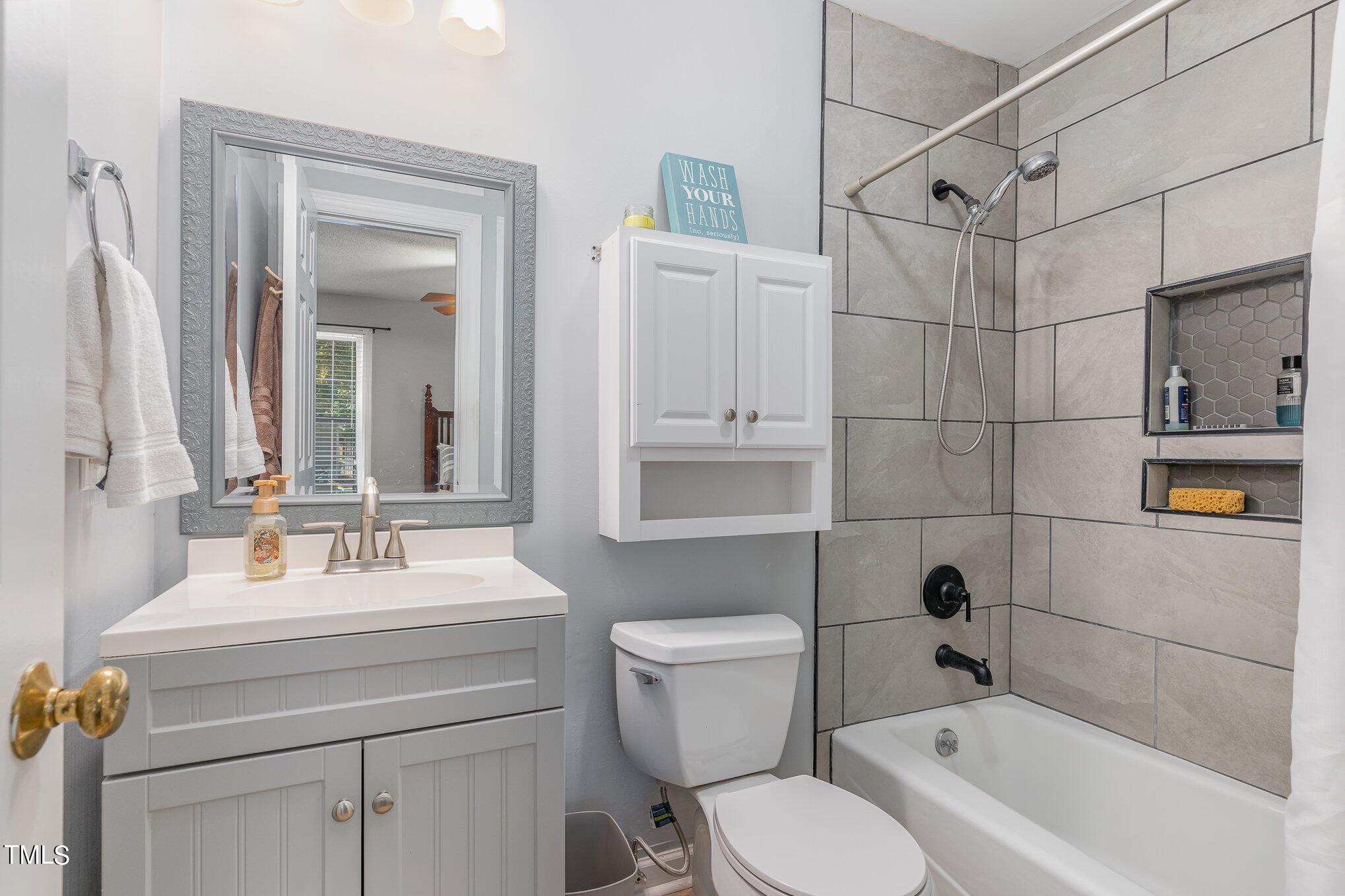 4600 Lancashire Drive Raleigh, NC 27613 - Photo 13 of 25 015_dsc00146-edit