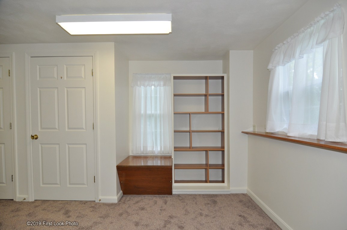53 Island Road Portsmouth, RI 02871 - Photo 14 of 40