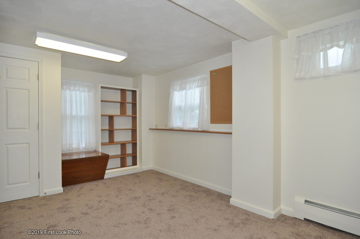 53 Island Road Portsmouth, RI 02871 - Photo 16 of 40
