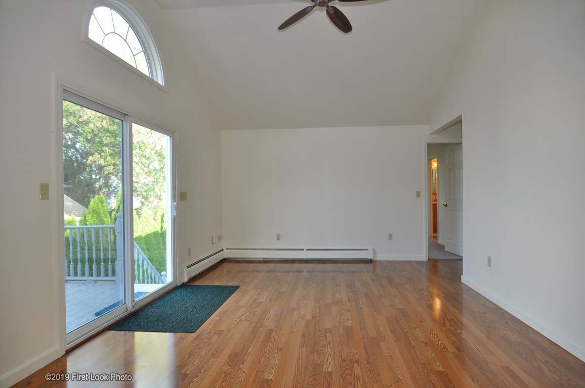 53 Island Road Portsmouth, RI 02871 - Photo 3 of 40