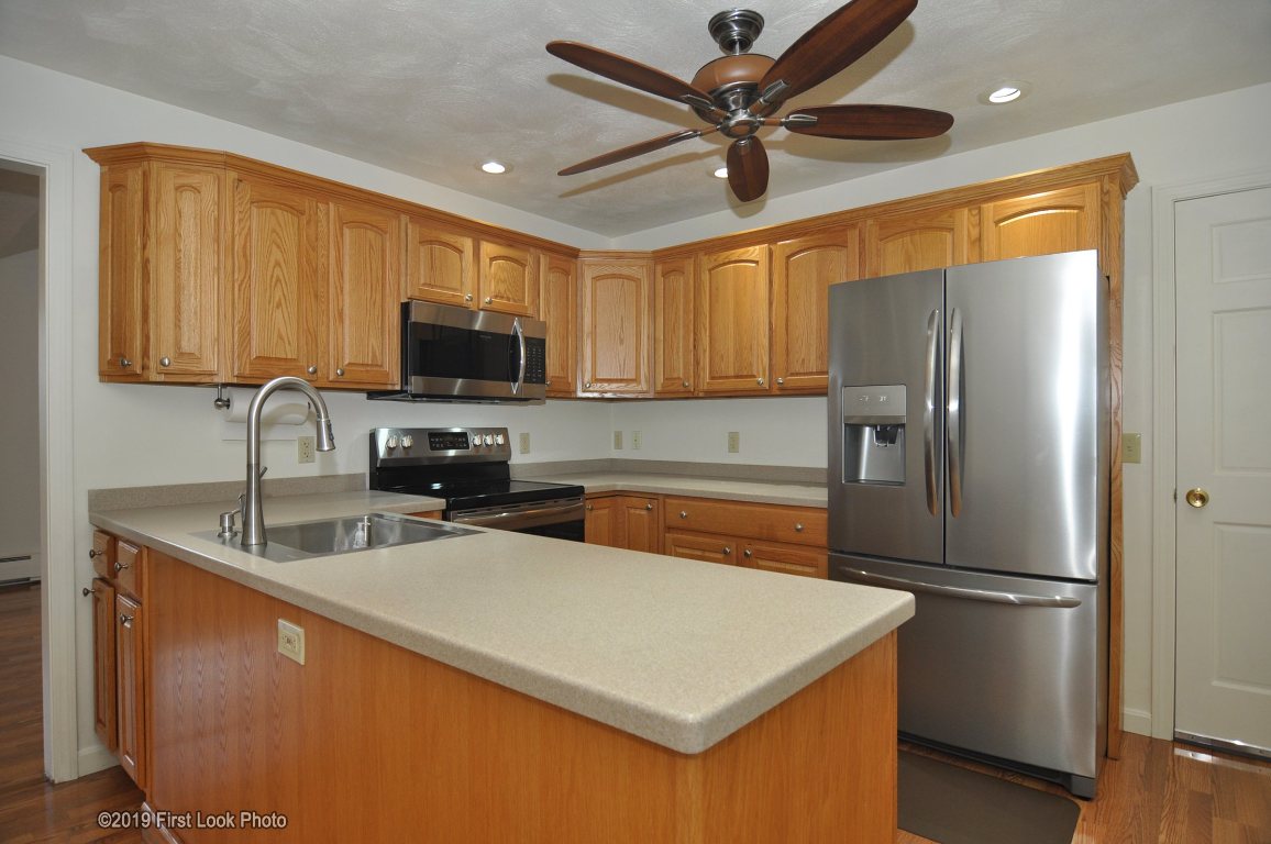 53 Island Road Portsmouth, RI 02871 - Photo 8 of 40