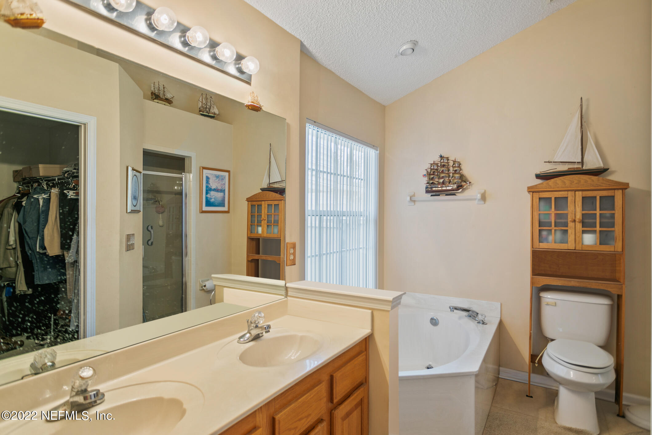 12755 Copper Springs Road Jacksonville, FL 32246 - Photo 13 of 22 Owner's Bathroom
