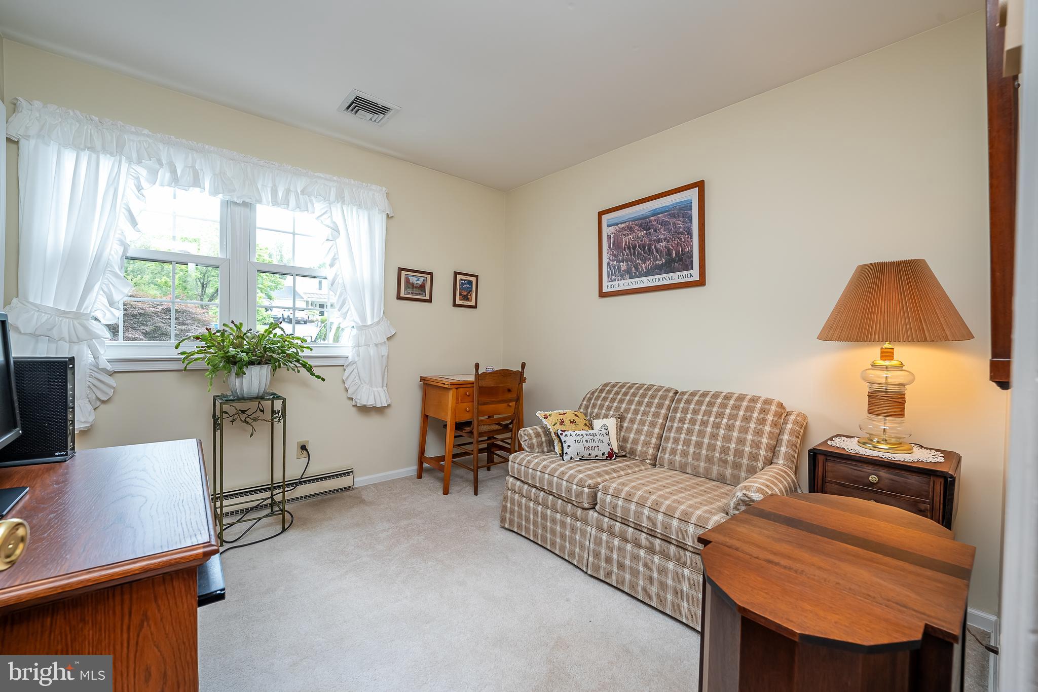 945 Crest Road Lansdale, PA 19446 - Photo 14 of 19