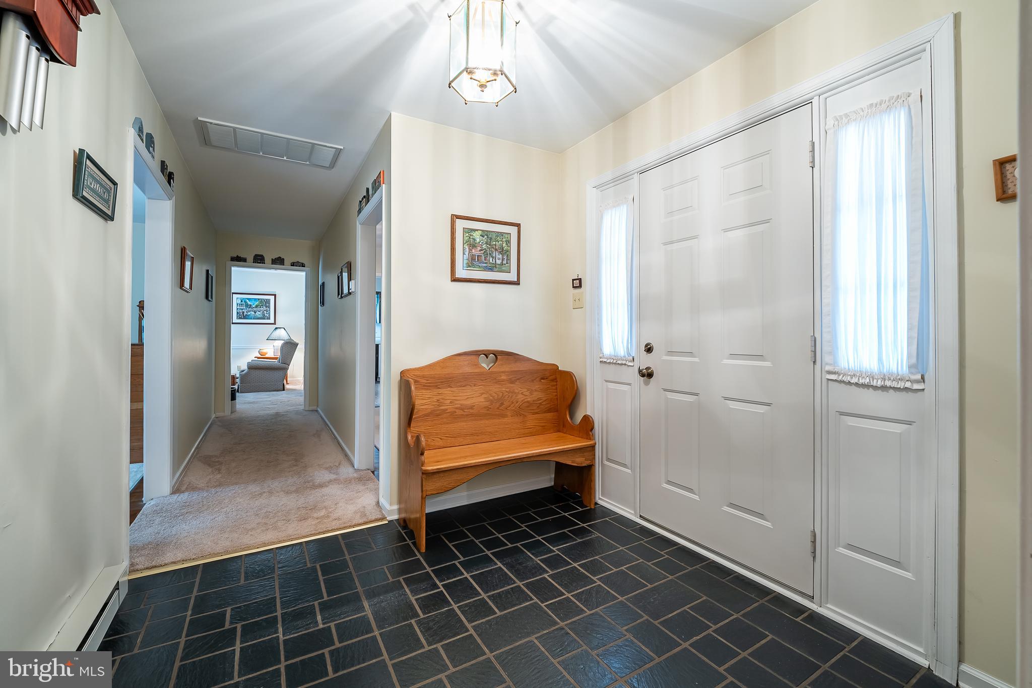 945 Crest Road Lansdale, PA 19446 - Photo 2 of 19