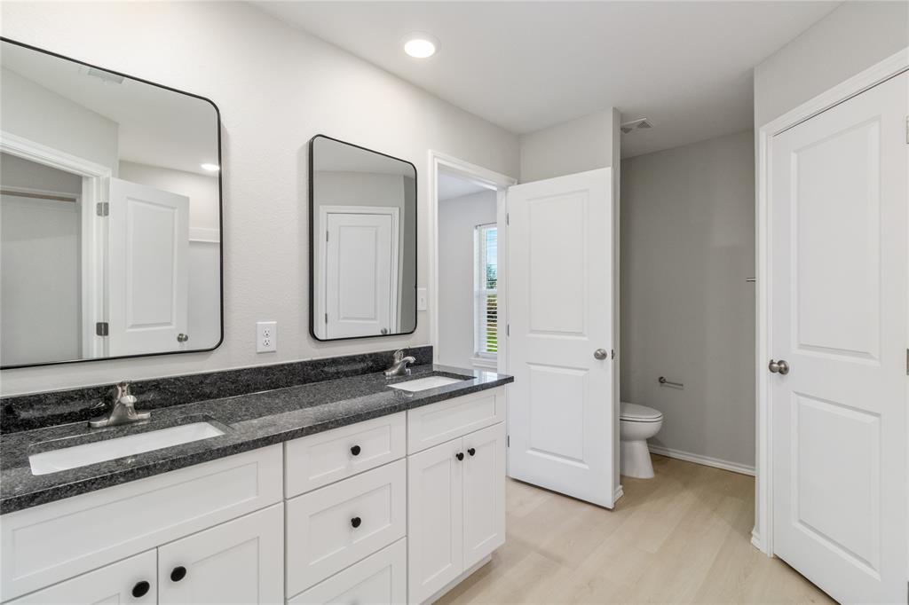 913 East 3rd Street Coleman, TX 76834 - Photo 12 of 34