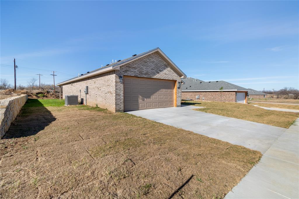 913 East 3rd Street Coleman, TX 76834 - Photo 21 of 34