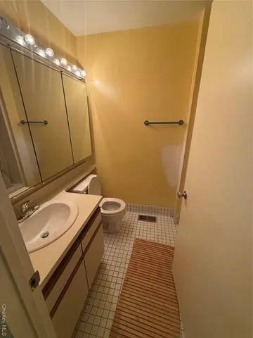 $489,900 | 230 Fleet Court, Unit 16230 | Harding Park