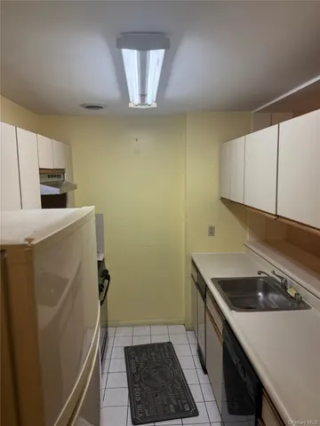 $489,900 | 230 Fleet Court, Unit 16230 | Harding Park