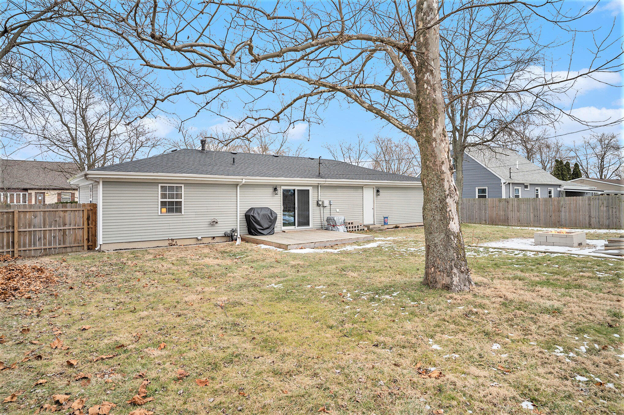 636 Old Forge Road Valparaiso, IN 46385 - Photo 16 of 17 2038x1356