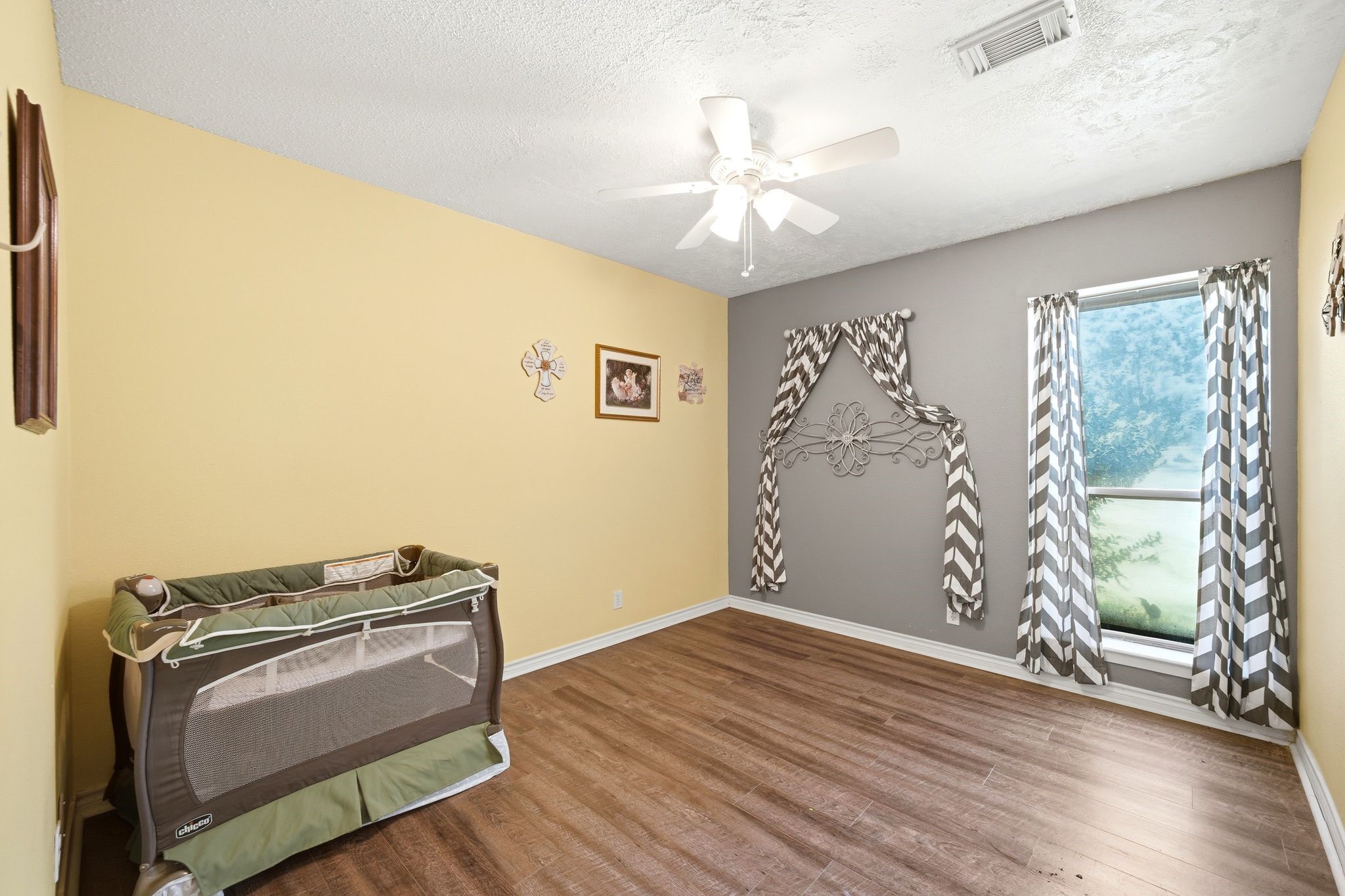 151 Tweedy Lane Sweeny, TX 77480 - Photo 38 of 50 3rd bedroom