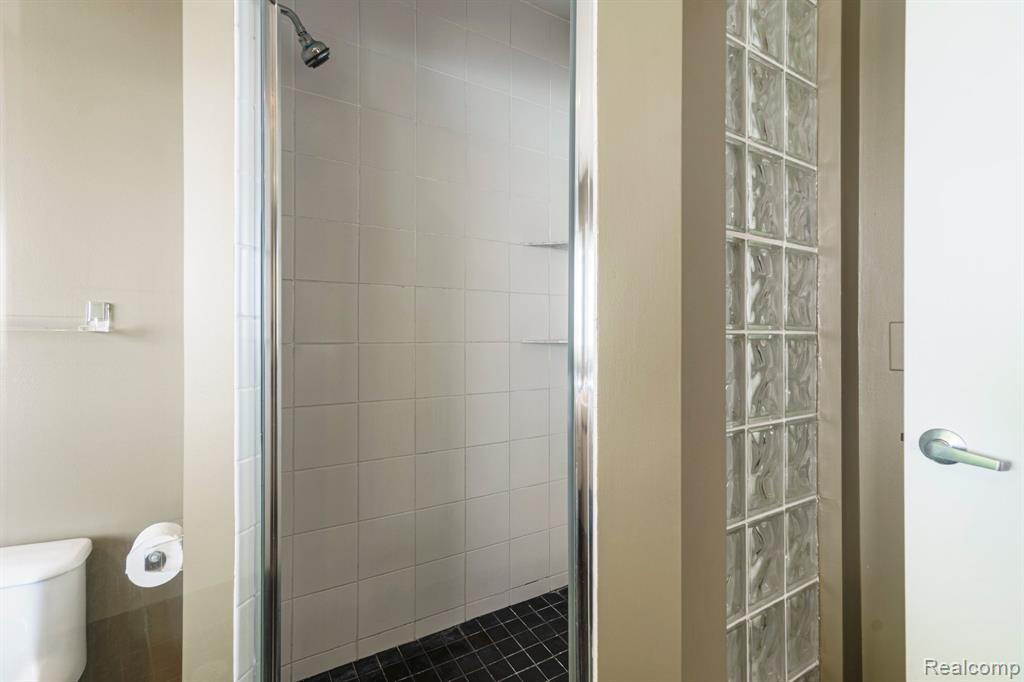 775 Lyle Drive Waterford, MI 48327 - Photo 41 of 63 Gallery Image 41