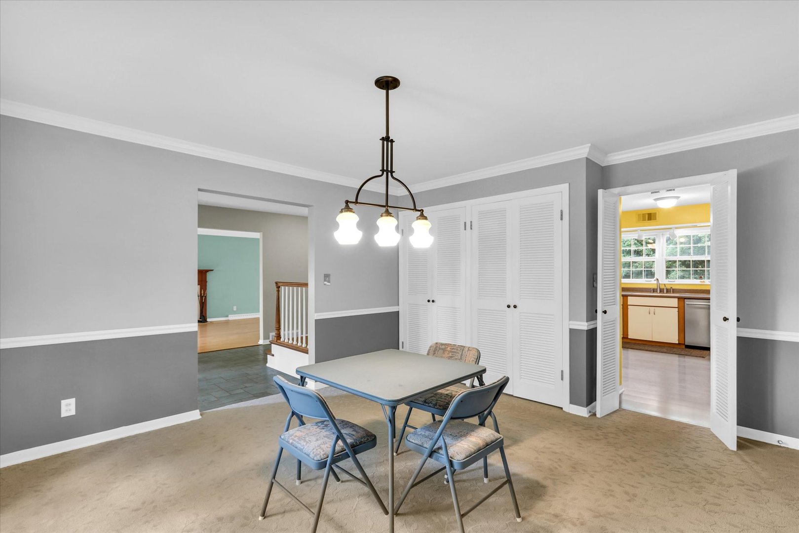 1202 Foothill Drive Champaign, IL 61821 - Photo 21 of 53 a dining room with furniture and window