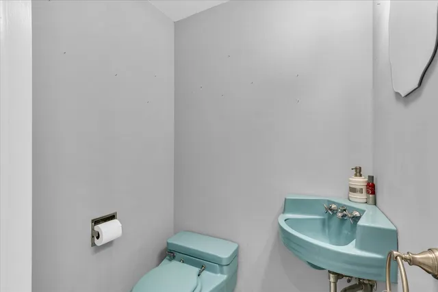 $375,000 | 1202 Foothill Drive, Champaign, IL 61821