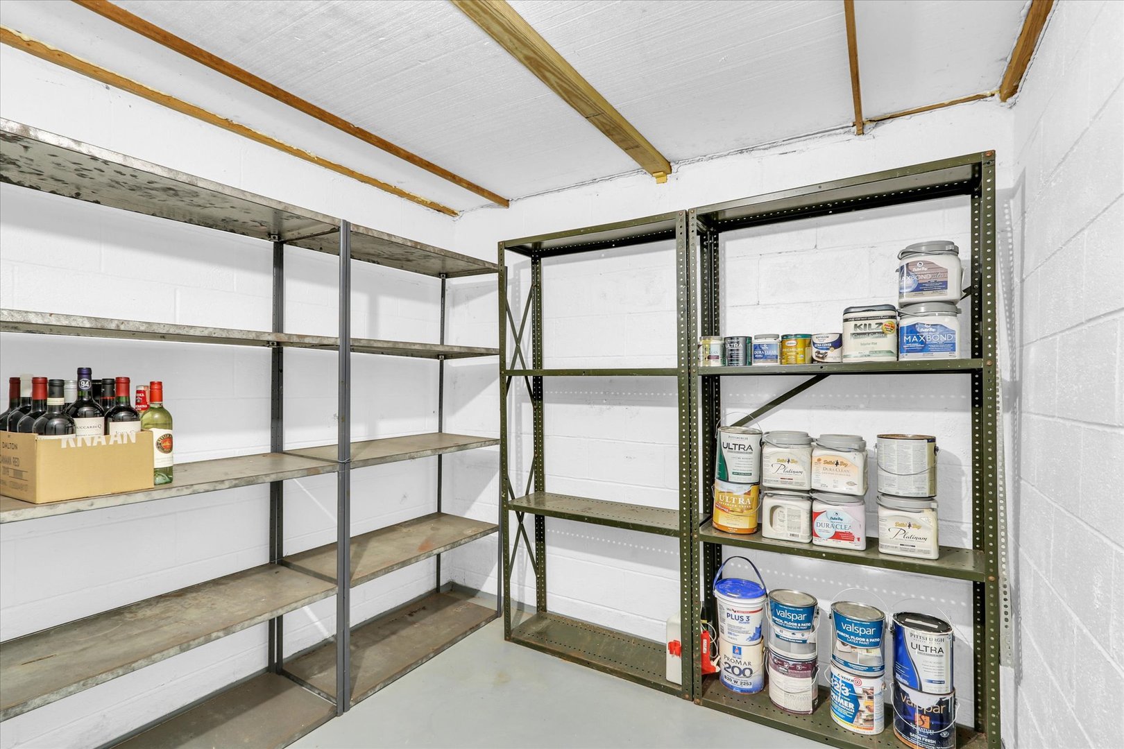 1202 Foothill Drive Champaign, IL 61821 - Photo 44 of 53 a view of interior of the house