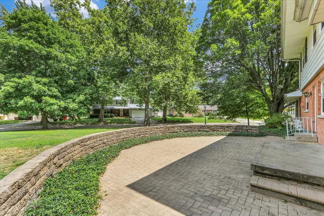 $375,000 | 1202 Foothill Drive, Champaign, IL 61821