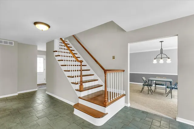 $375,000 | 1202 Foothill Drive, Champaign, IL 61821