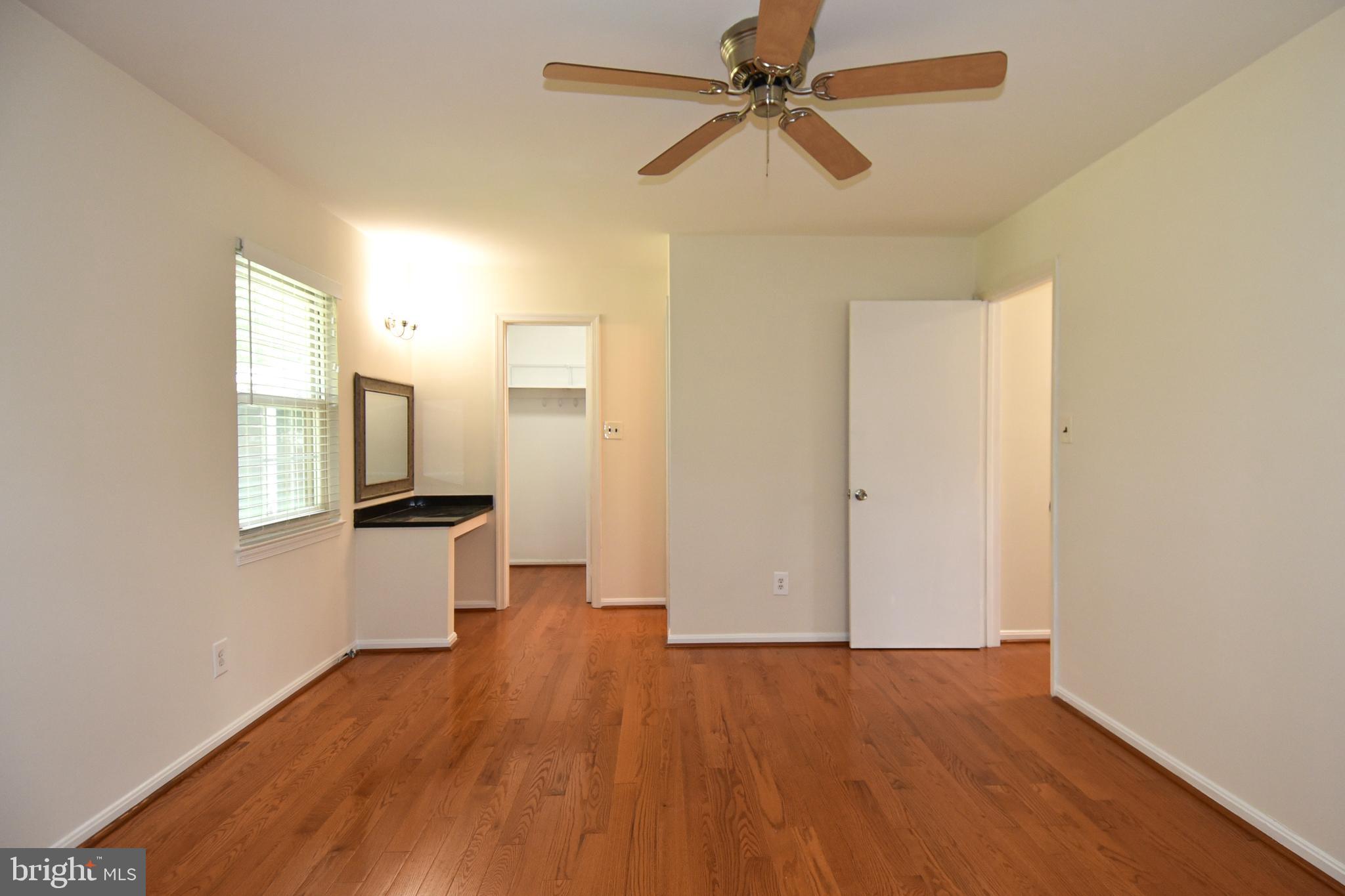 9033 Loughran Road Fort Washington, MD 20744 - Photo 14 of 40