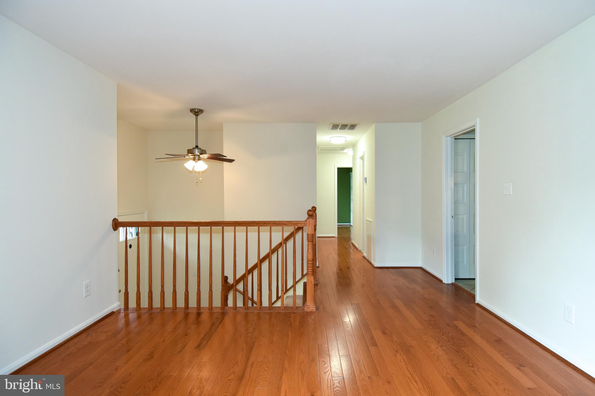 9033 Loughran Road Fort Washington, MD 20744 - Photo 5 of 40