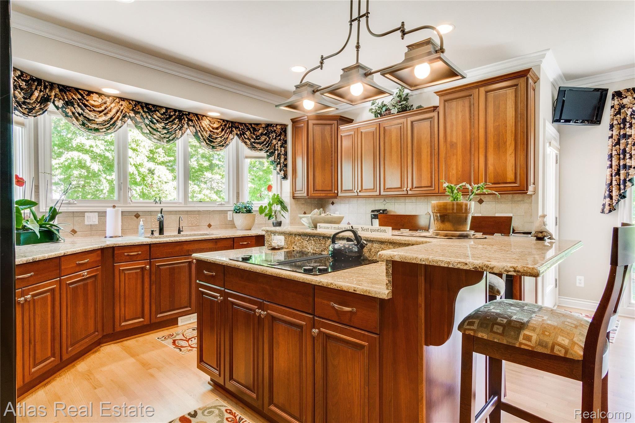 9077 Ridge Road Goodrich, MI 48438 - Photo 35 of 73 kitchen 2.jpg