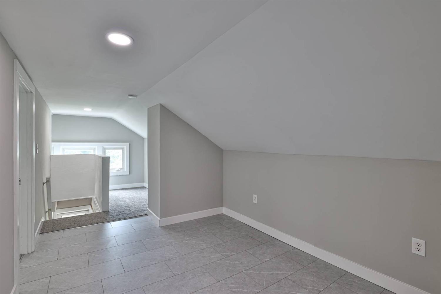 4449 Foley Road Cincinnati, OH 45238 - Photo 16 of 39
