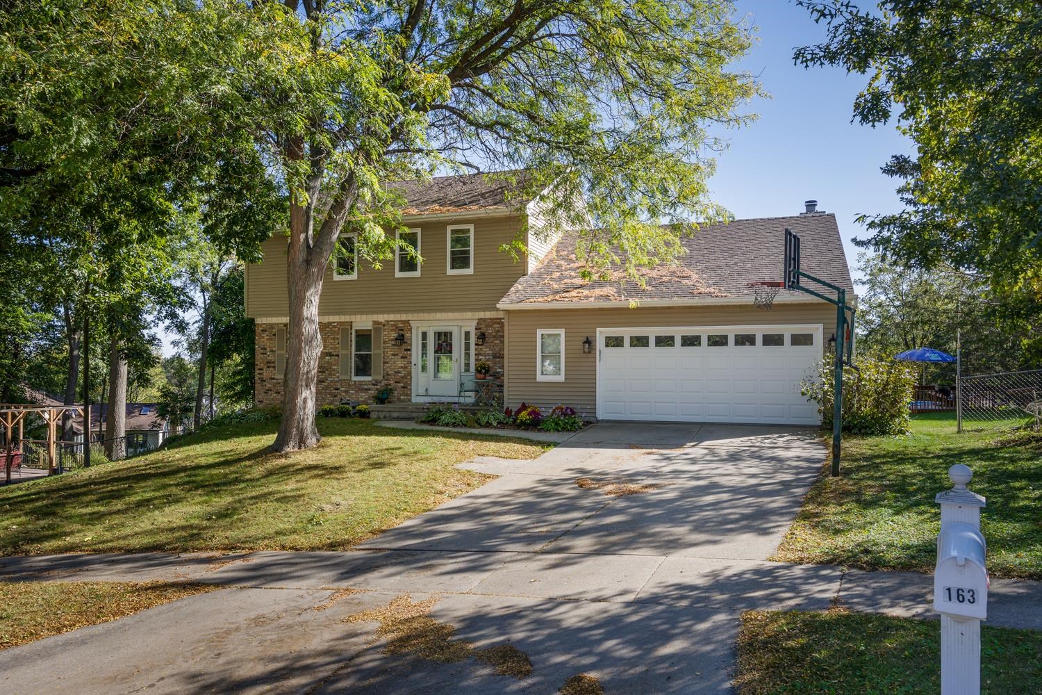 163 Hickory Court Oregon, WI 53575 - Photo 3 of 43