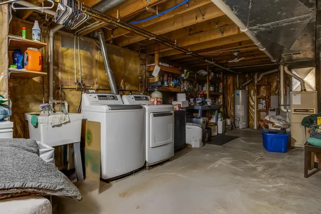 $499,900 | 163 Hickory Court, Oregon, WI 53575