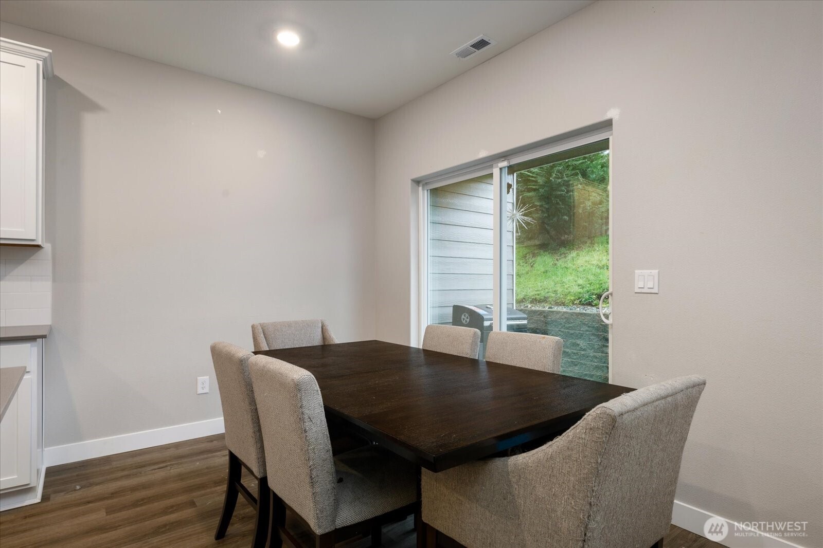 8409 Gilman Way Arlington, WA 98223 - Photo 8 of 37