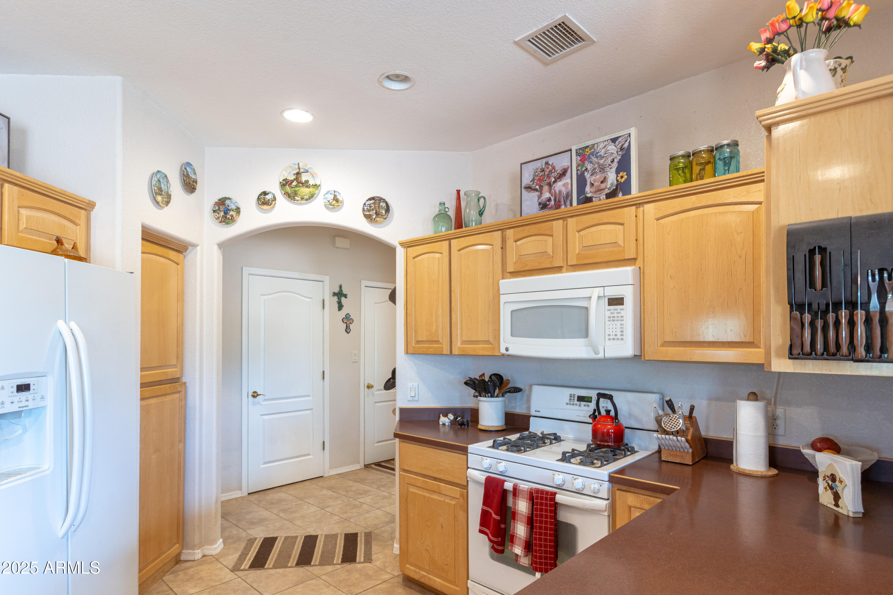 7072 South Ridling Drive Hereford, AZ 85615 - Photo 26 of 69 Kitchen