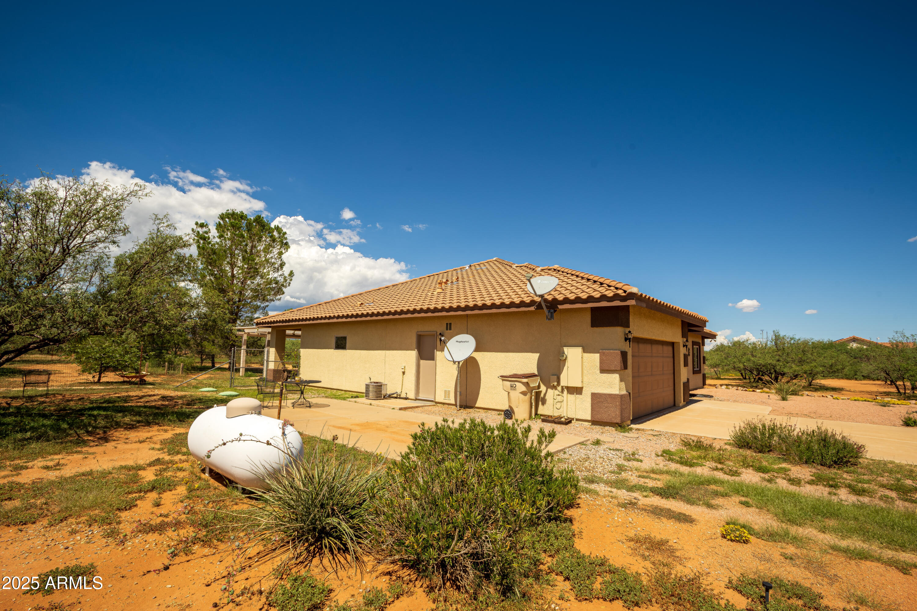 7072 South Ridling Drive Hereford, AZ 85615 - Photo 9 of 69 a view of a house with a yard