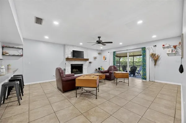 $429,000 | 3909 Applegate Circle, Brandon, FL 33511