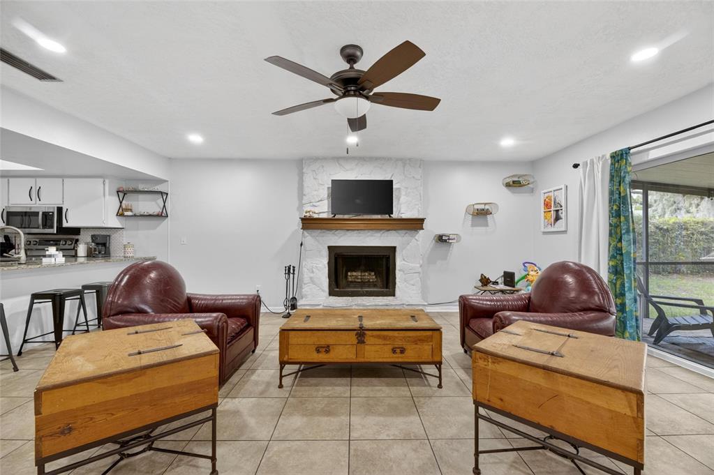 3909 Applegate Circle Brandon, FL 33511 - Photo 26 of 36