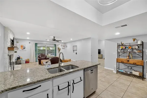 $429,000 | 3909 Applegate Circle, Brandon, FL 33511