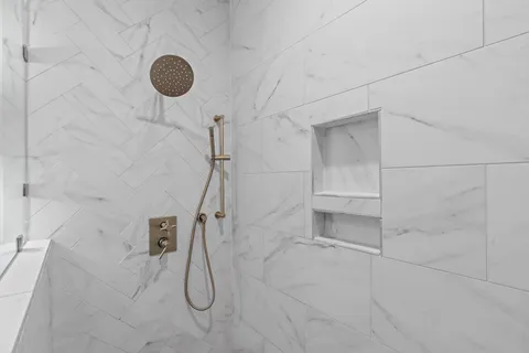 $589,900 | 601 Madison Street, Unit 102, Nashville, TN 37208