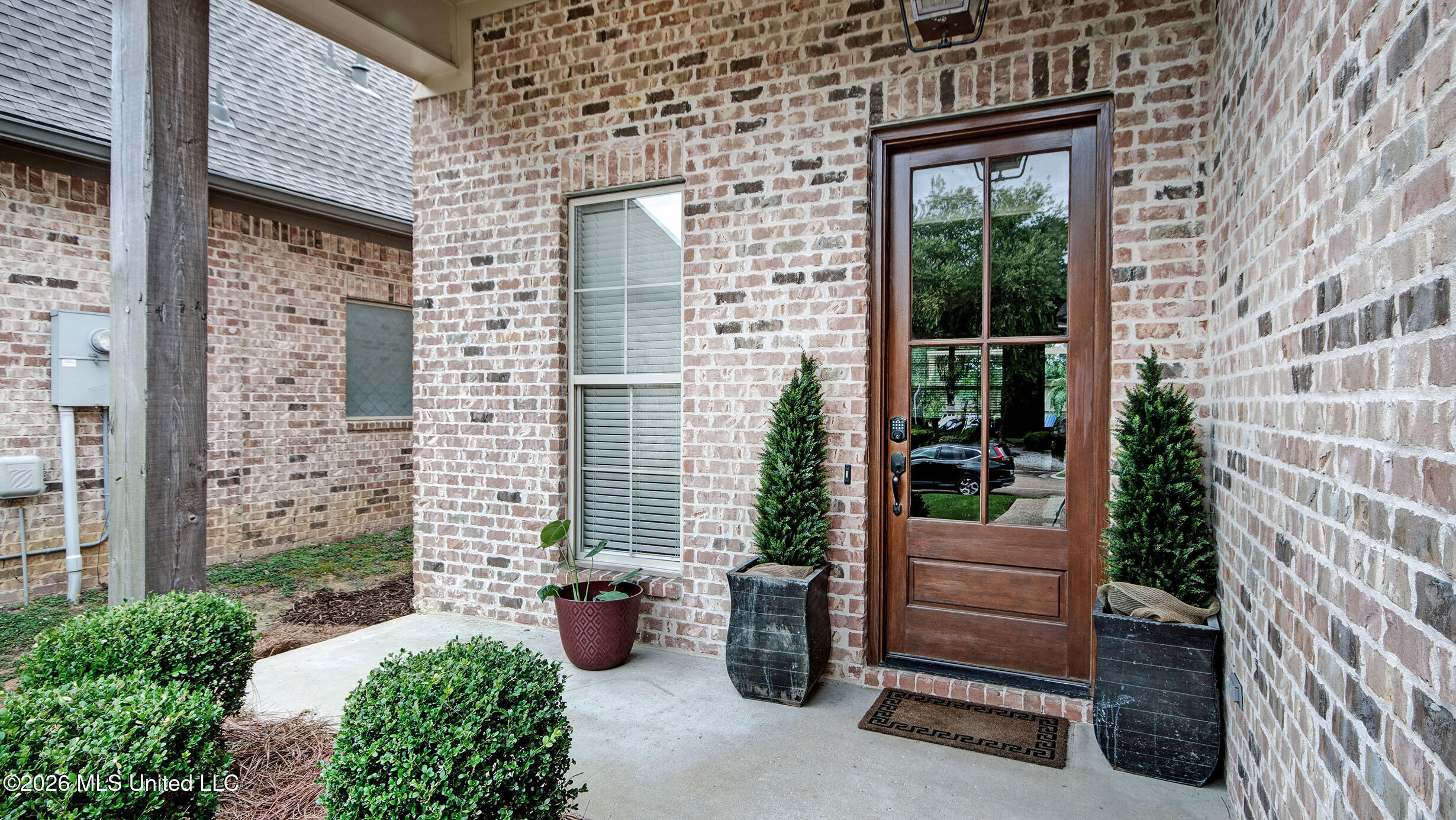 46 Charleston Circle Brandon, MS 39047 - Photo 2 of 39 IMGP9465_6_7