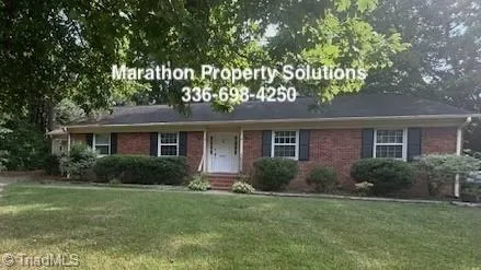 $1,075 | 2041 South Hawthorne Road, Unit B, Winston-Salem, NC 27103