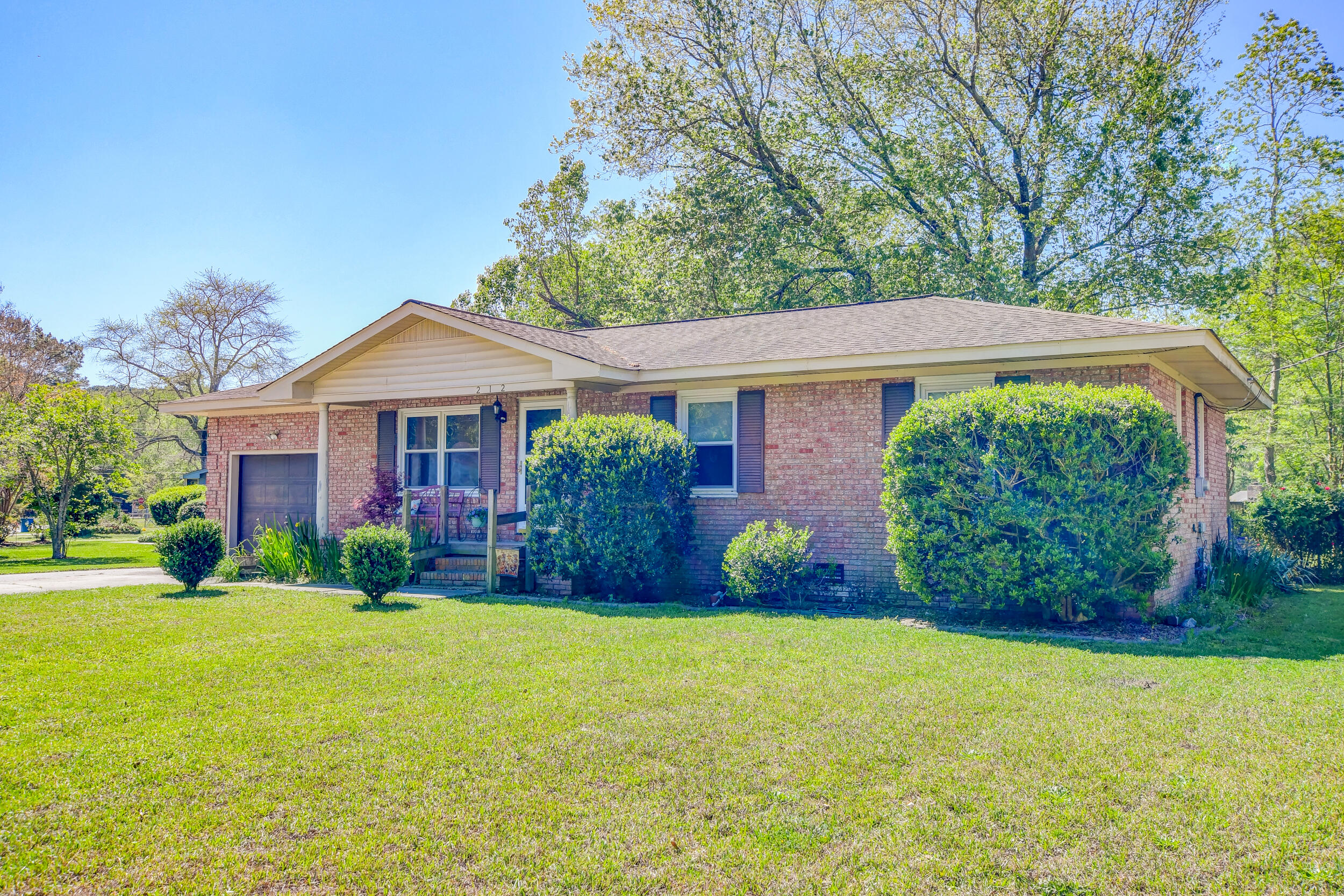212 Arbor Road Summerville, SC 29485 - Photo 11 of 36 DSC_1754_5_6_7_8