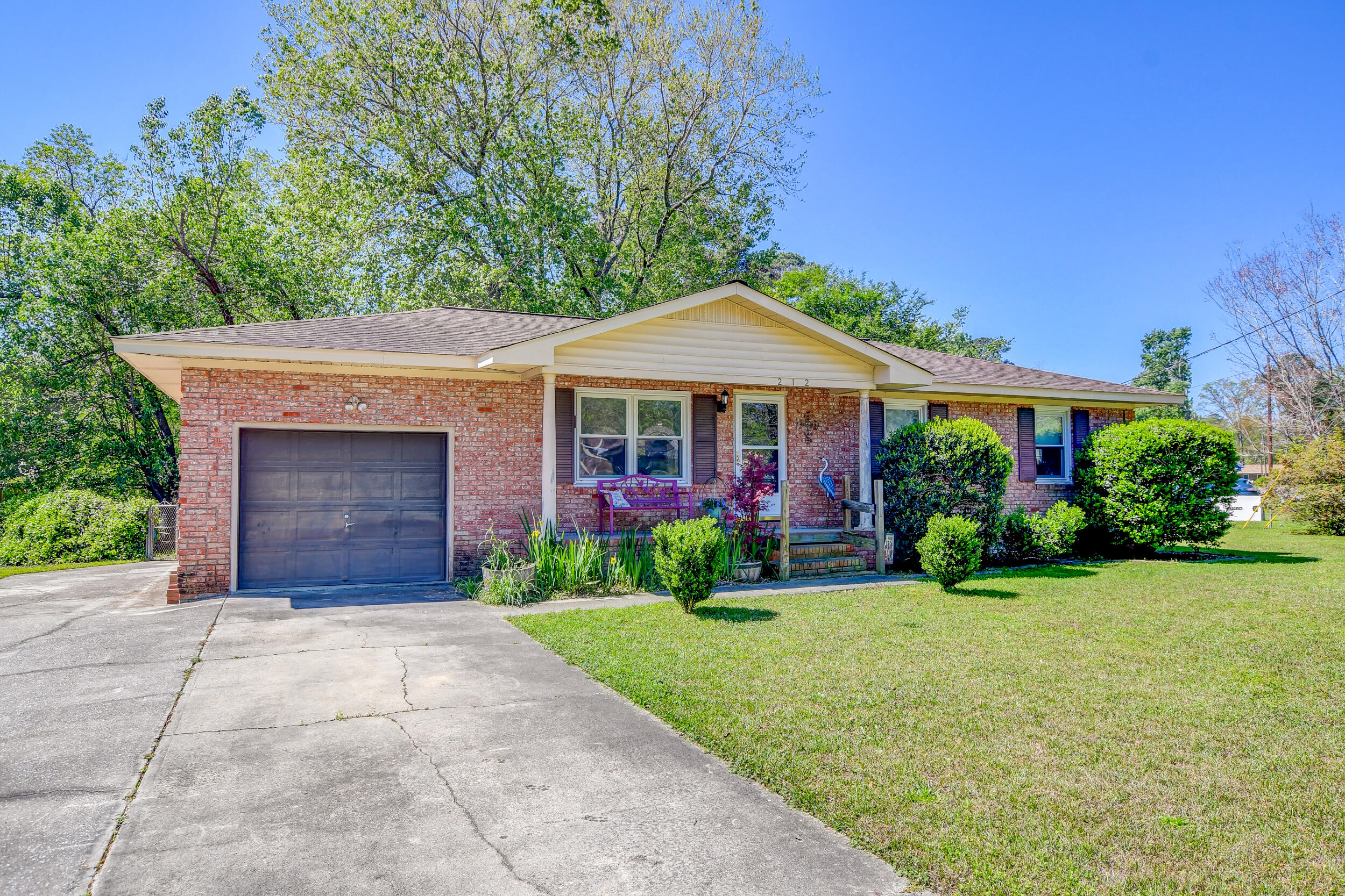 212 Arbor Road Summerville, SC 29485 - Photo 21 of 36 DSC_1739_40_41_42_43