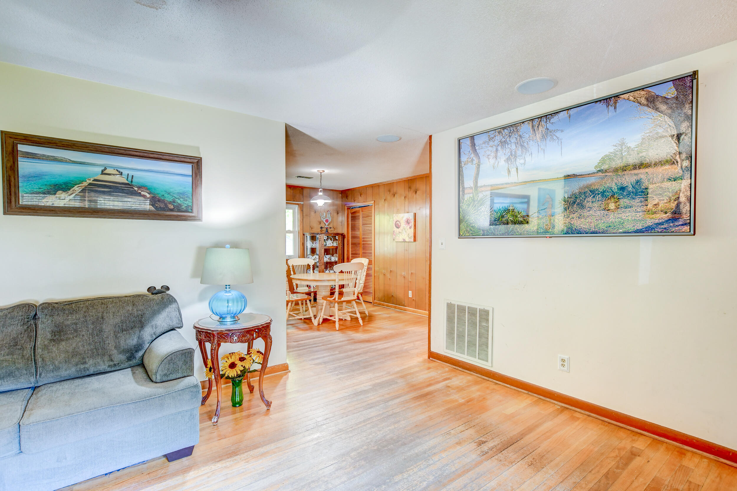 212 Arbor Road Summerville, SC 29485 - Photo 4 of 36 DSC_1584_5_6_7_8-Edit