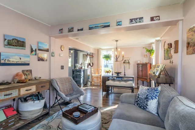 $179,900 | 1 Prospect Street, Orleans, VT 05860