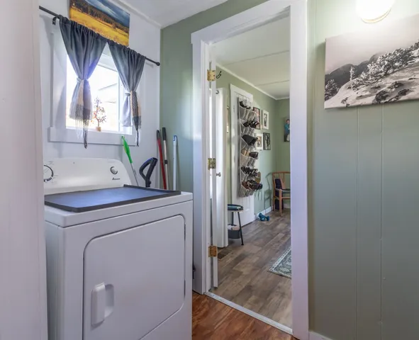 $179,900 | 1 Prospect Street, Orleans, VT 05860