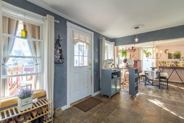 $179,900 | 1 Prospect Street, Orleans, VT 05860