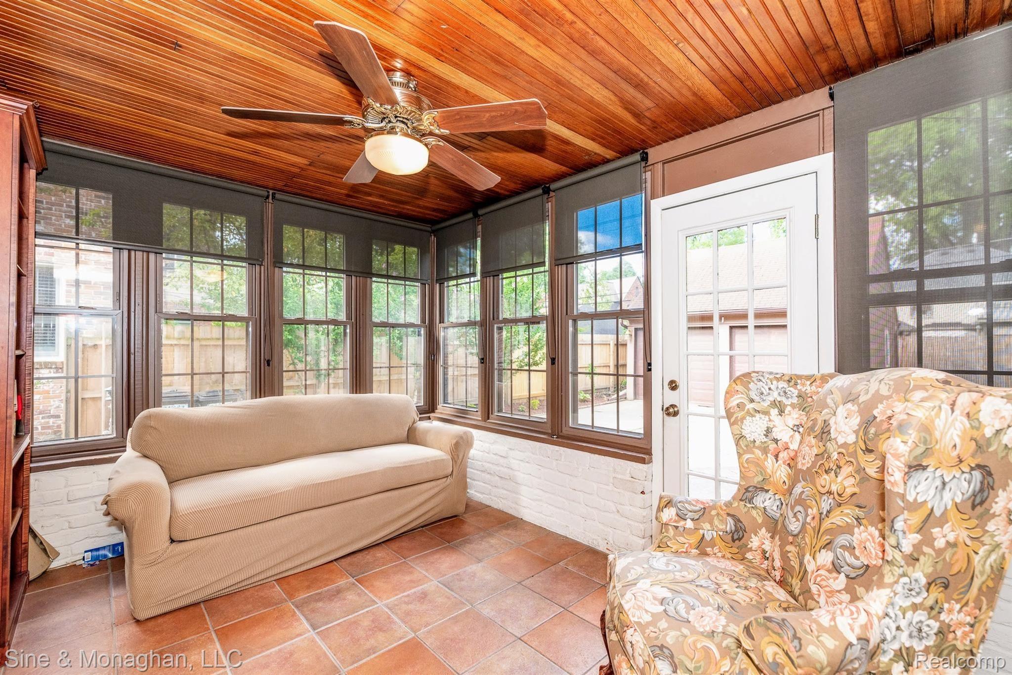 271 McMillan Road Grosse Pointe, MI 48236 - Photo 18 of 40 DSC_9967.jpg