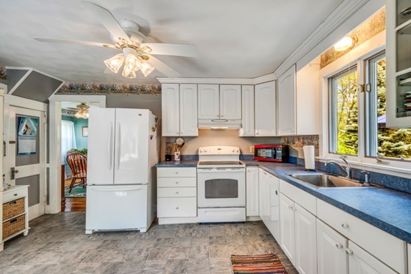 124 Spring Street Millis, MA 02054 - Photo 9 of 30 Gallery Image 9