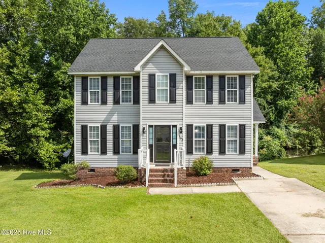 $1,750 | 103 Arbor Drive, Greenville, NC 27858