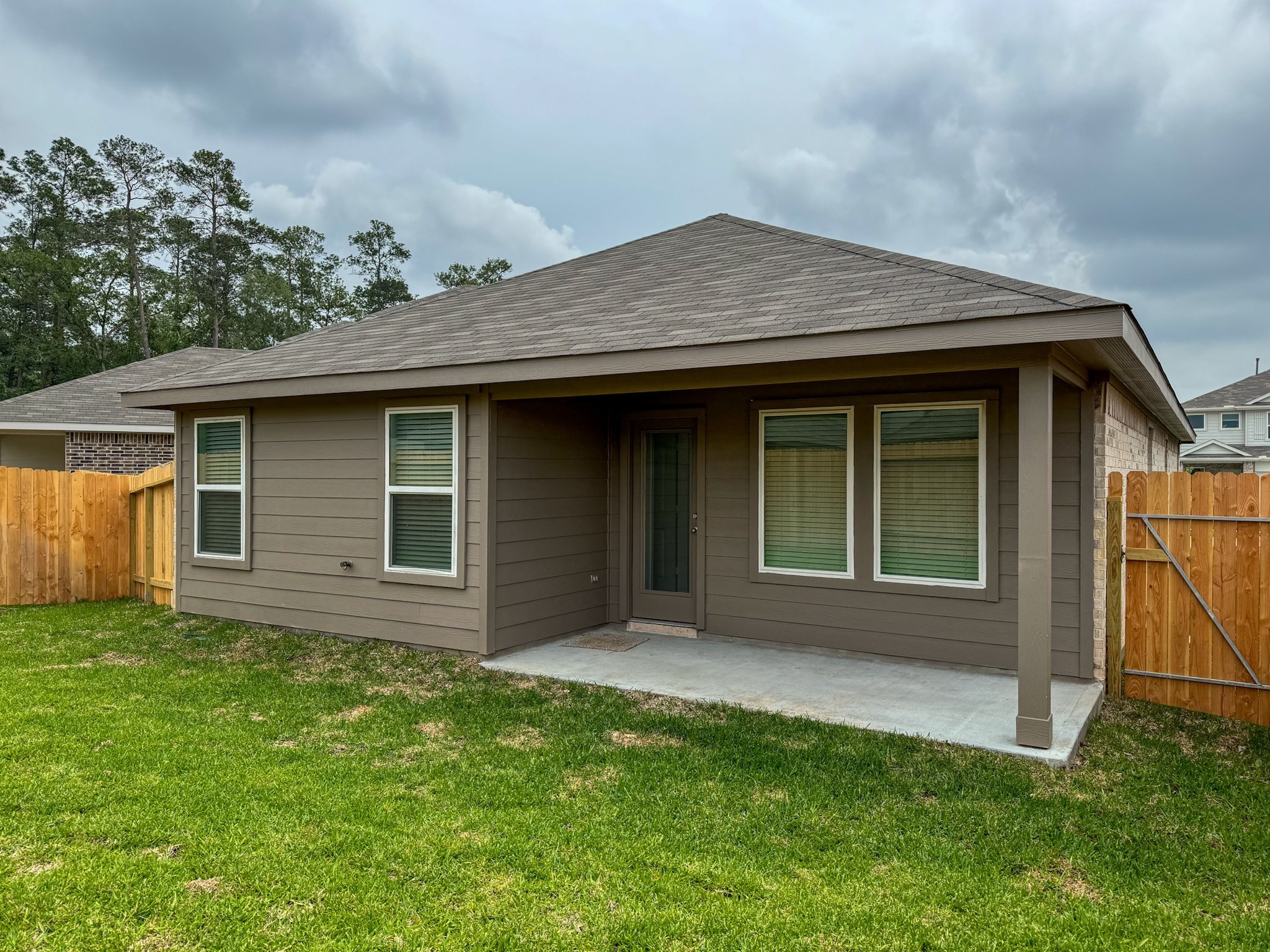 5735 Sycamore Glen Dr Spring Spring, TX 77373 - Photo 24 of 26 a view of house with front door